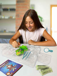 Top Secret Toys Dissect It Frog Super Lab Lifestyle HR